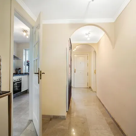 Beautiful With Big Terrace And Access To 3 Pools Elviria Apartamento