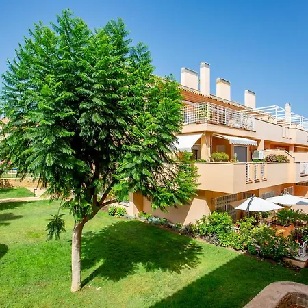 Beautiful With Big Terrace And Access To 3 Pools Elviria דירה *