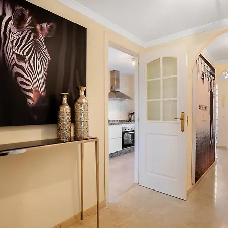 Beautiful With Big Terrace And Access To 3 Pools Elviria