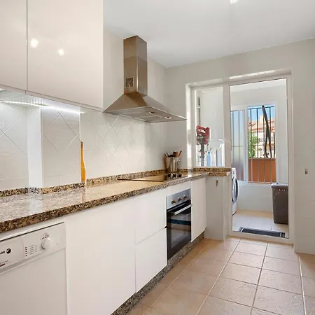 Beautiful With Big Terrace And Access To 3 Pools Elviria *