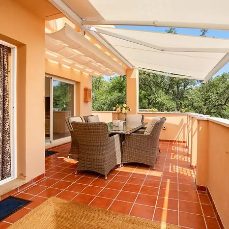 Apartment Beautiful With Big Terrace And Access To 3 Pools Elviria